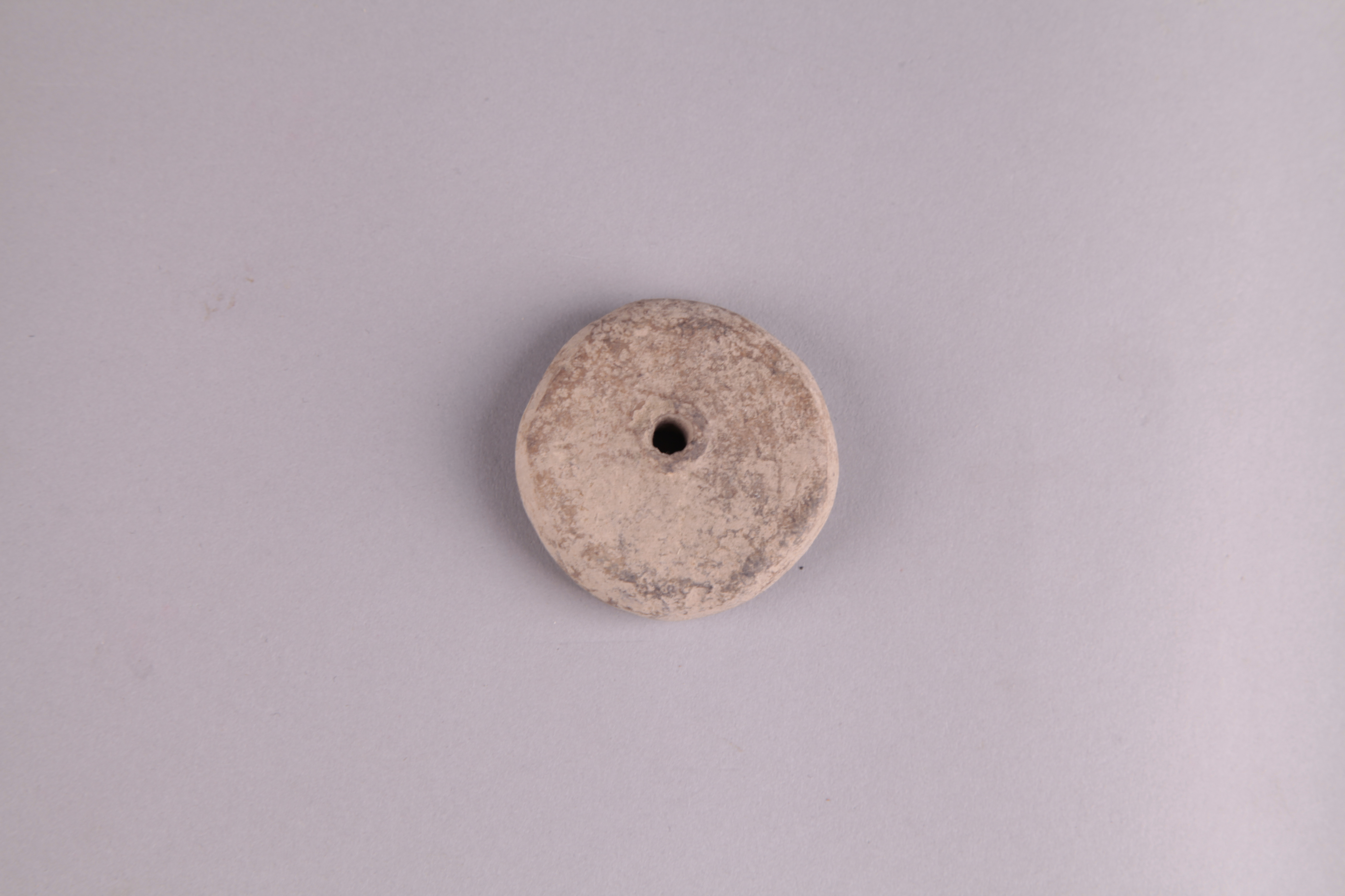 新石器时代灰陶纺轮 00197