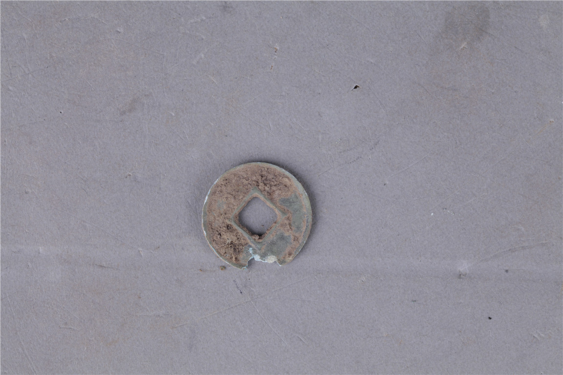 汉“货泉”铜钱	流01443