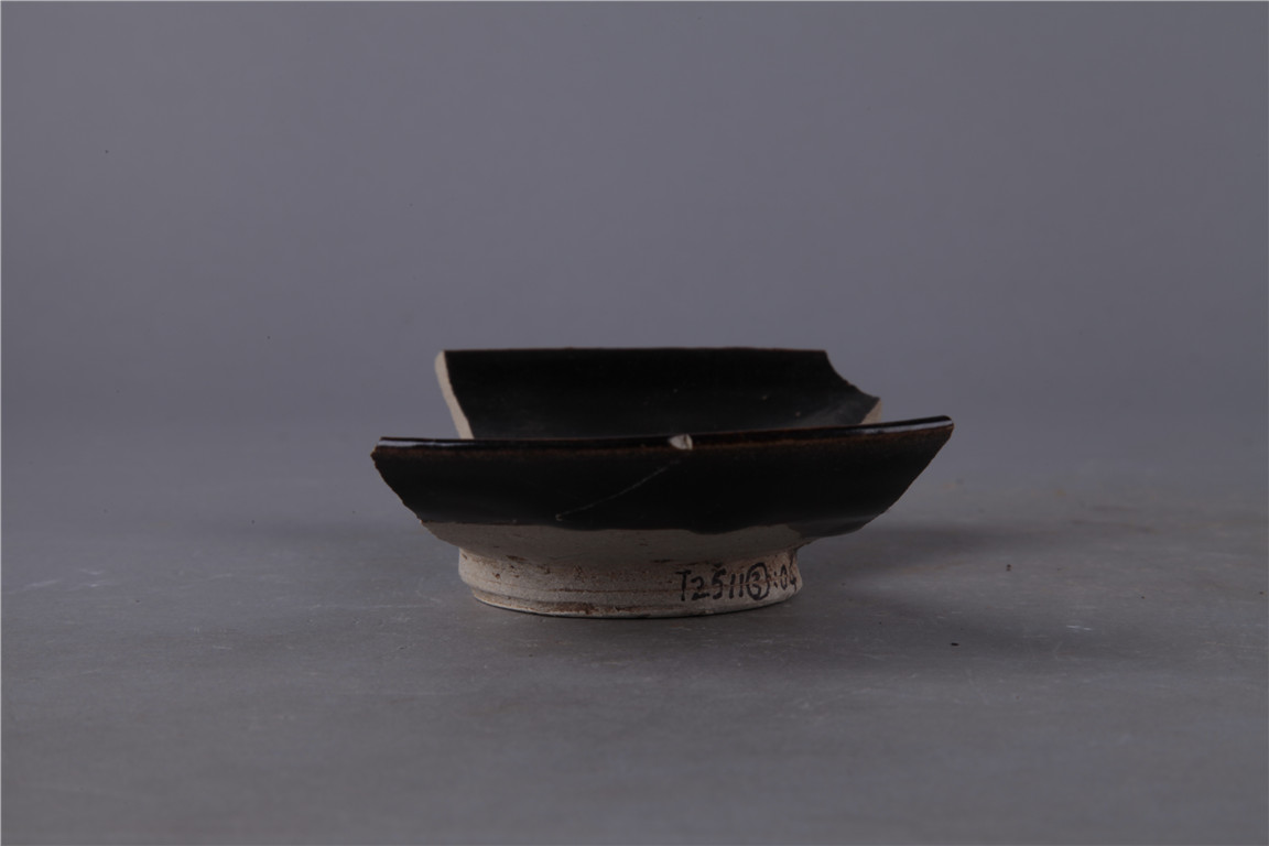 宋黑釉瓷碗	流01771